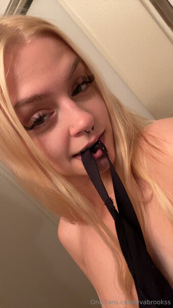 evabrookss Голе фотографије OnlyFans 18