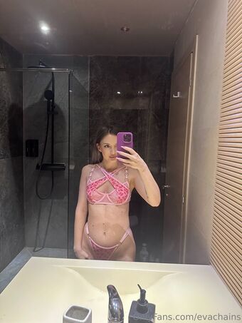 evachains Голе фотографије OnlyFans 44