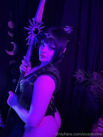 evadevore Голе фотографије OnlyFans 3