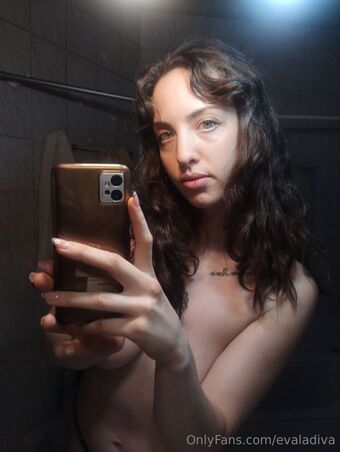 evaladiva Голе фотографије OnlyFans 13