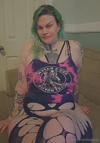 eveshadow Голе фотографије OnlyFans 20