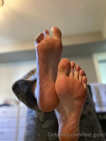Feet-guurl