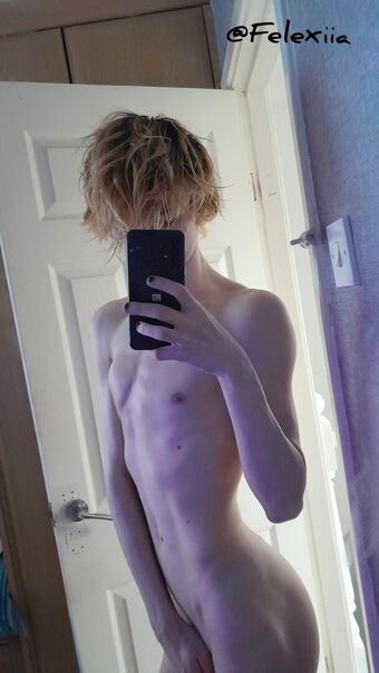 Felexiia Голе фотографије OnlyFans 44