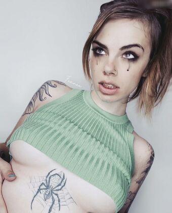 Fennecf0x Голе фотографије OnlyFans 22