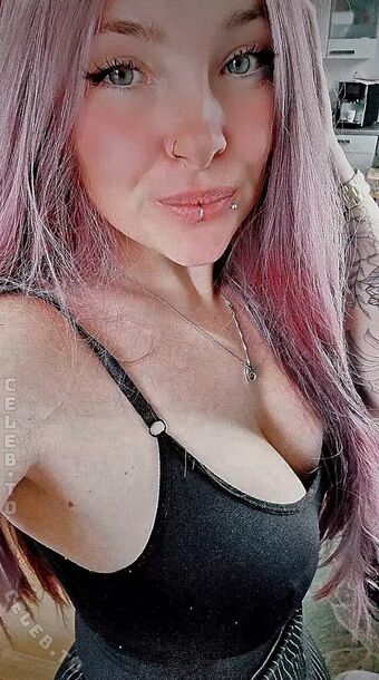 Flashinaa Голе фотографије OnlyFans 25