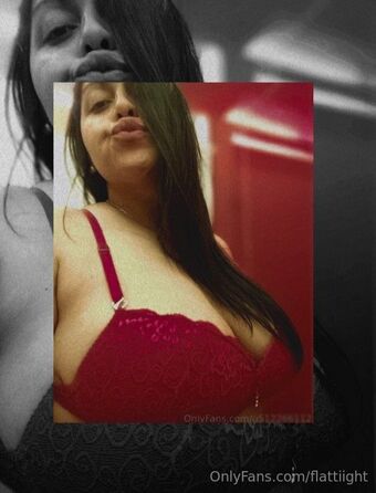flattiight Голе фотографије OnlyFans 48