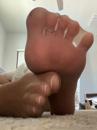 flexem.feet Голе фотографије OnlyFans 14