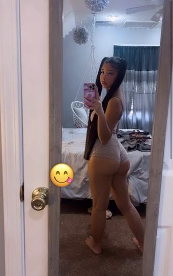 foreign.kattt Голе фотографије OnlyFans 1