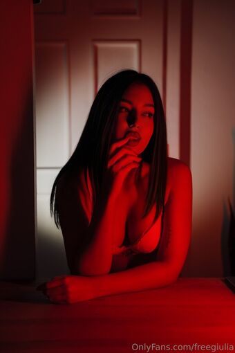 freegiulia Голе фотографије OnlyFans 35