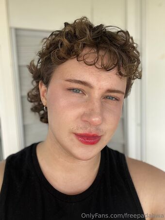 freepadabwa Голе фотографије OnlyFans 1