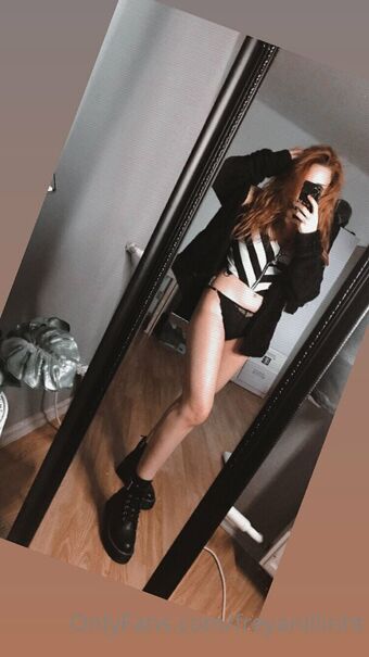 freyanillinht Голе фотографије OnlyFans 8