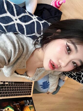 Gengar Голе фотографије OnlyFans 5