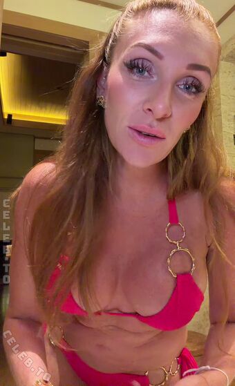 Georgina Fleur Голе фотографије OnlyFans 216