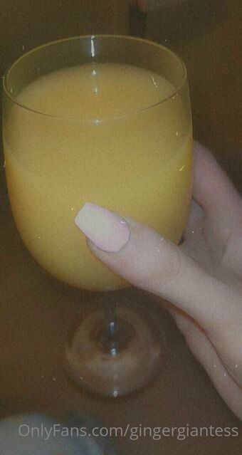 gingergiantess Голе фотографије OnlyFans 20