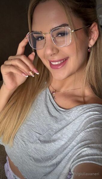 giuliavaneri Голе фотографије OnlyFans 40