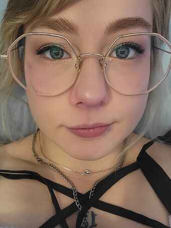 Goddess Syrein Голе фотографије OnlyFans 4