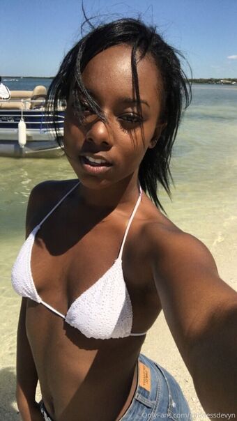 goddessdevyn Голе фотографије OnlyFans 6