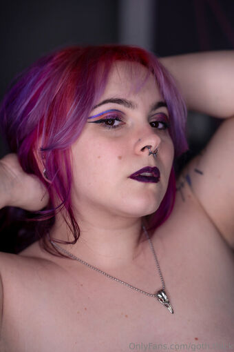 goth.thick