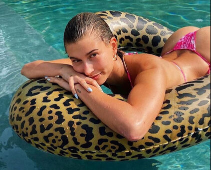 Hailey Baldwin Bieber