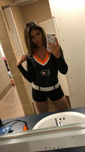 Hailey Lower Голе фотографије OnlyFans 18