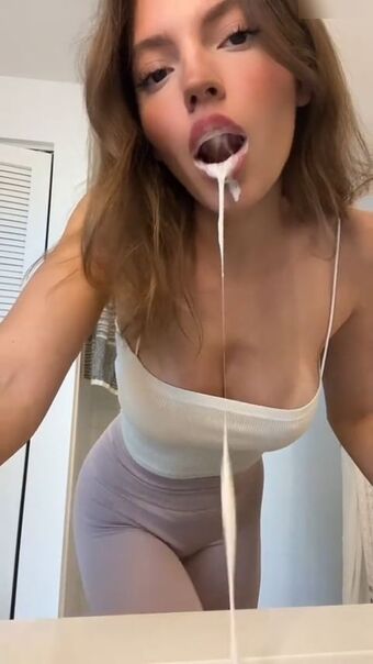 Hailey Miller Голе фотографије OnlyFans 41