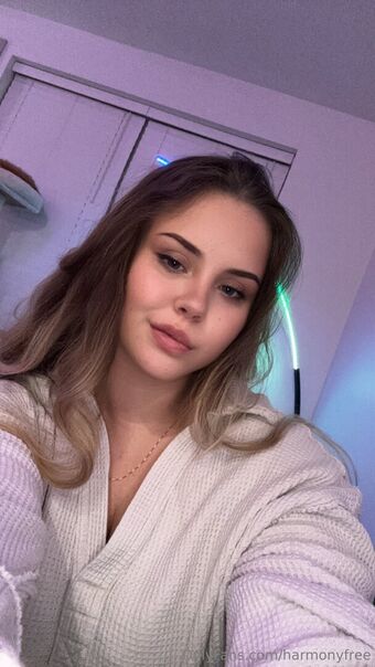 harmonyfree Голе фотографије OnlyFans 57