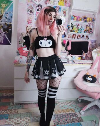 hell0kittyglock Голе фотографије OnlyFans 10