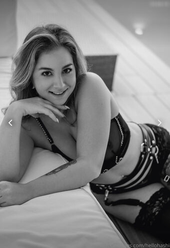 Hellohashi_ Голе фотографије OnlyFans 6