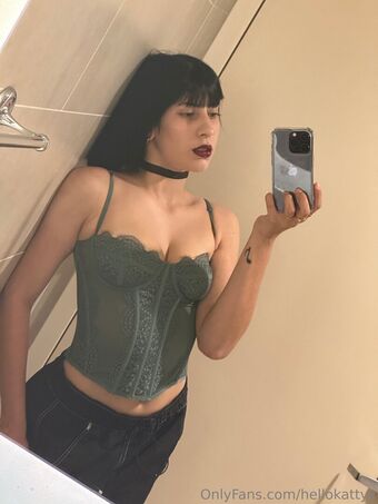 hellokattyx Голе фотографије OnlyFans 16