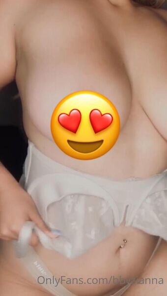 Helloporscha Голе фотографије OnlyFans 4