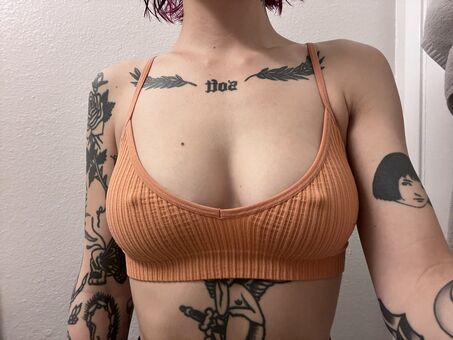 helluhvegan Голе фотографије OnlyFans 10