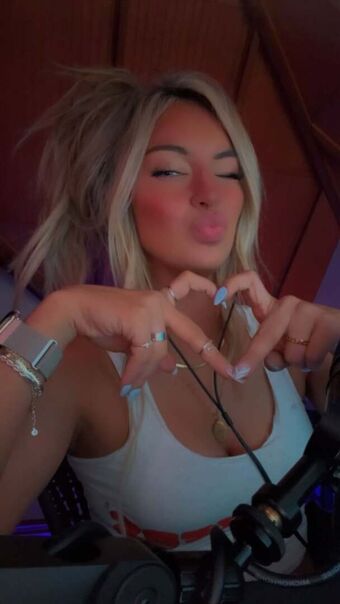 Honeyxxo Голе фотографије OnlyFans 29