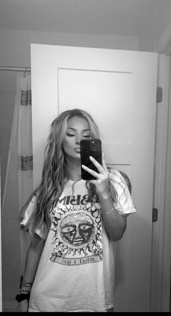 Honeyxxo Голе фотографије OnlyFans 31