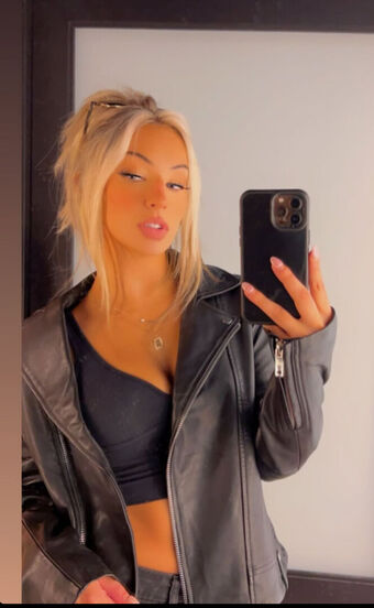 Honeyxxo Голе фотографије OnlyFans 33