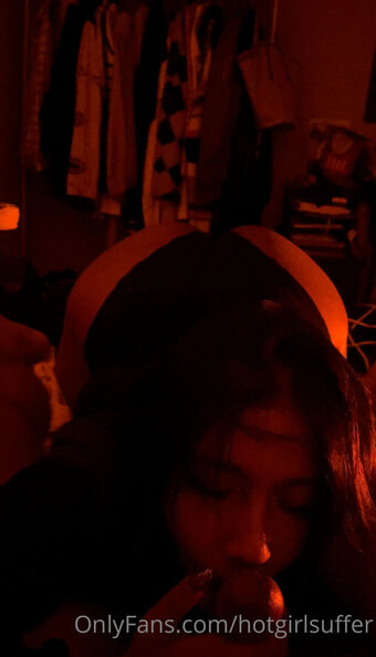 hotgirlsuffer