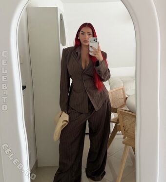 hrvaaticaa Голе фотографије OnlyFans 4