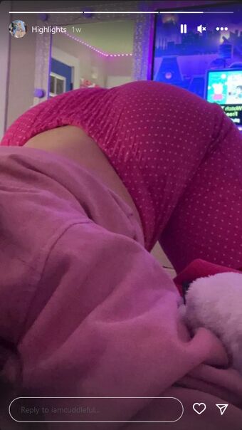 Iamcuddleful Голе фотографије OnlyFans 3