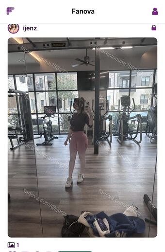 IJenz Голе фотографије OnlyFans 75