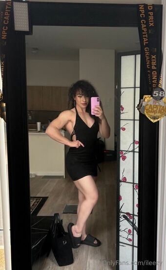 ileezy Голе фотографије OnlyFans 18