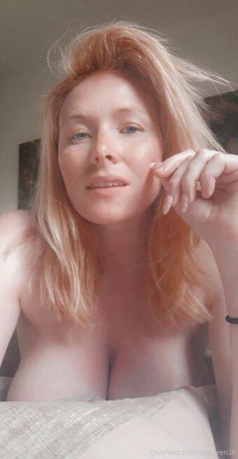 irisqueen28 Голе фотографије OnlyFans 4