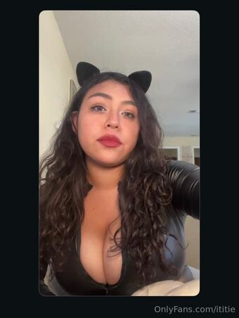 ititie Голе фотографије OnlyFans 17
