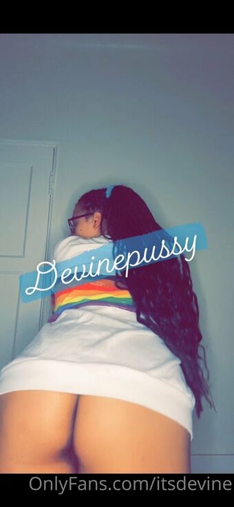 itsdevine Голе фотографије OnlyFans 14