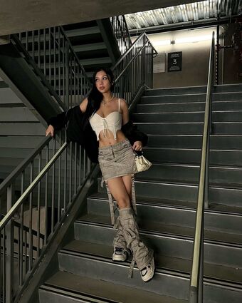 itshellovee Голе фотографије OnlyFans 33