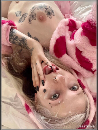 Itskatilein Голе фотографије OnlyFans 26