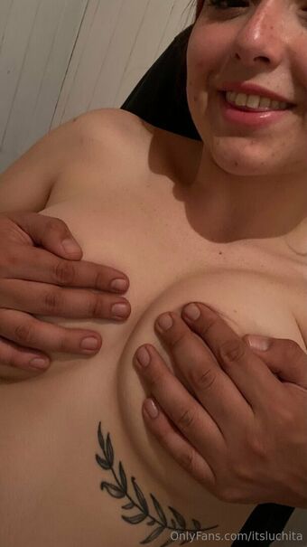 Itsluchita Голе фотографије OnlyFans 16