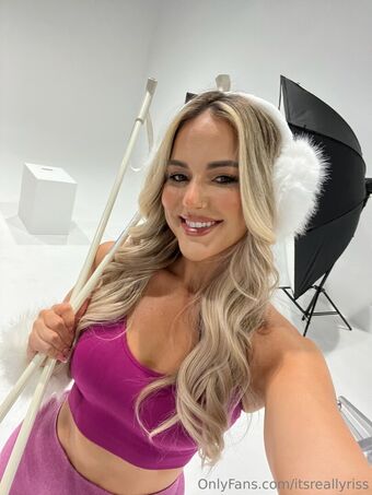 itsreallyriss Голе фотографије OnlyFans 20