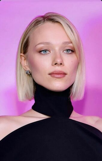 Ivanna Sakhno Голе фотографије OnlyFans 62