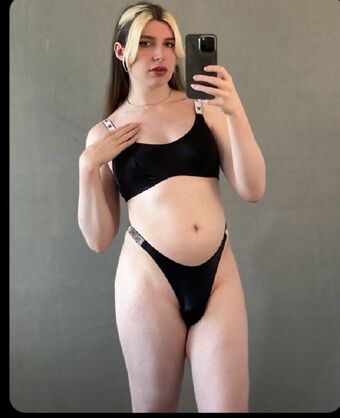 izzywinterz Голе фотографије OnlyFans 7