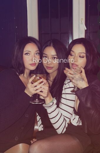 JadeyAnh Голе фотографије OnlyFans 150