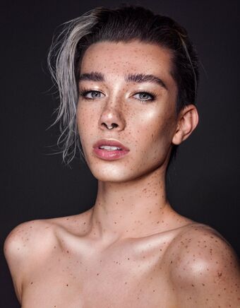 jamescharles Голе фотографије OnlyFans 16